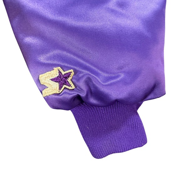 VINTAGE 80S LOS ANGELES LAKERS NBA STARTER SATIN PATCH BOMBER JACKET - Picture 5 of 12